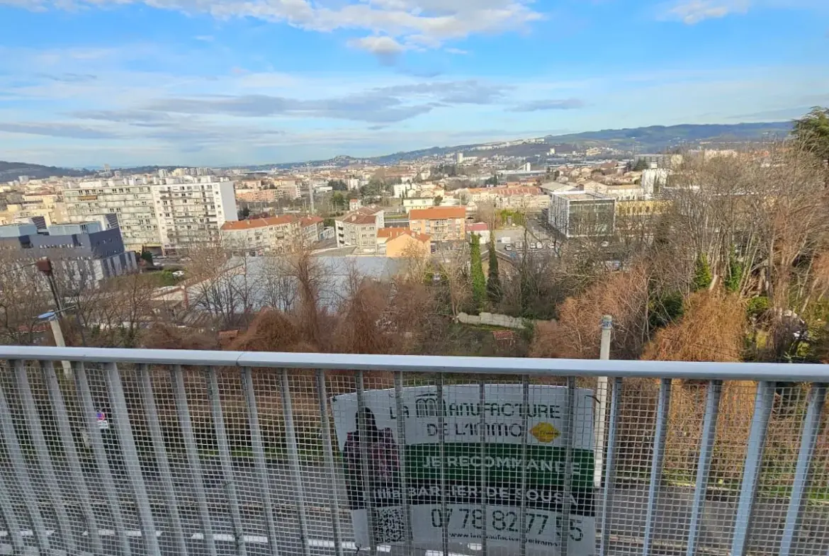 À vendre : Appartement F3 traversant à Saint-Étienne Monthieu 
