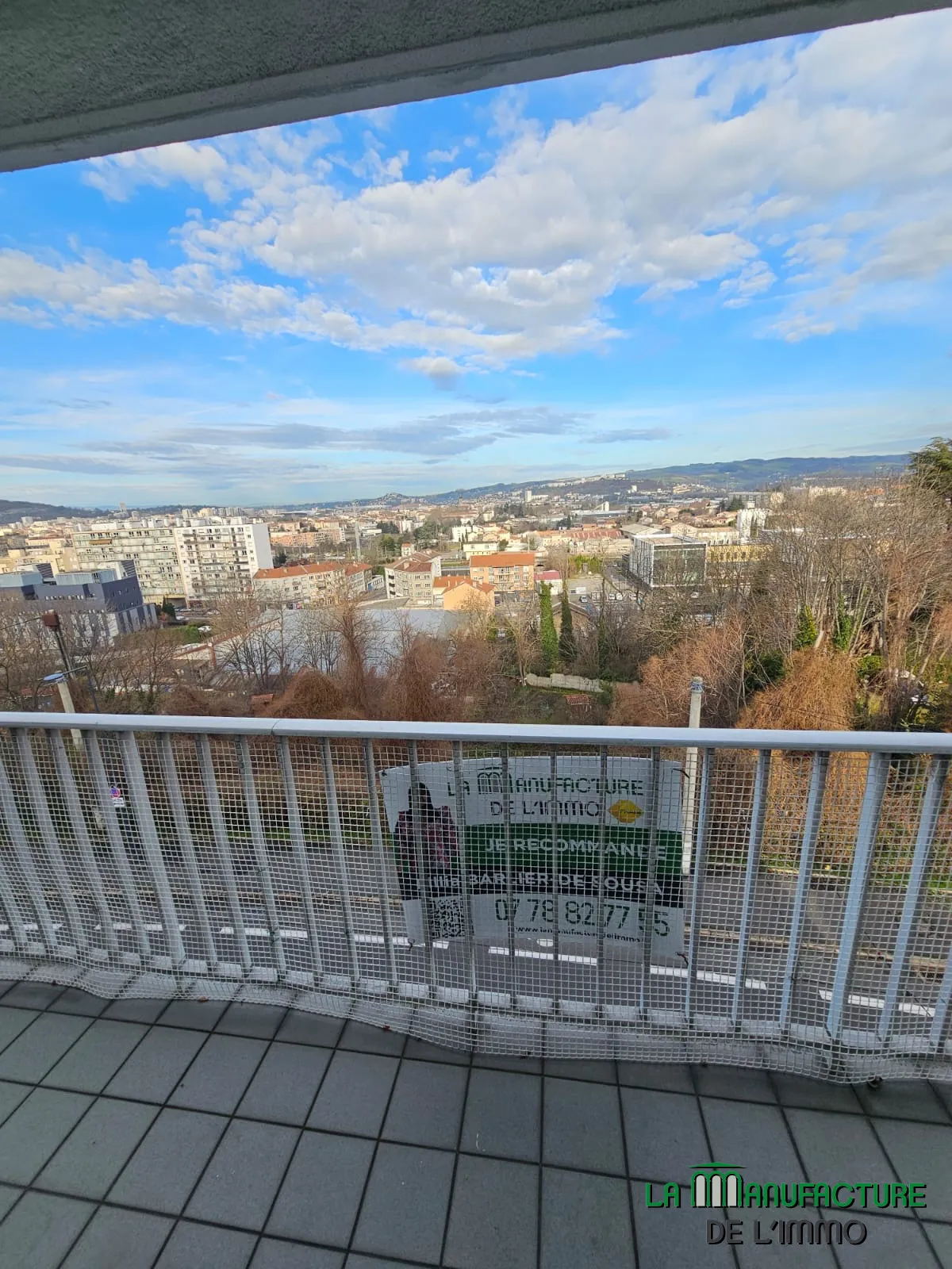 À vendre : Appartement F3 traversant à Saint-Étienne Monthieu 