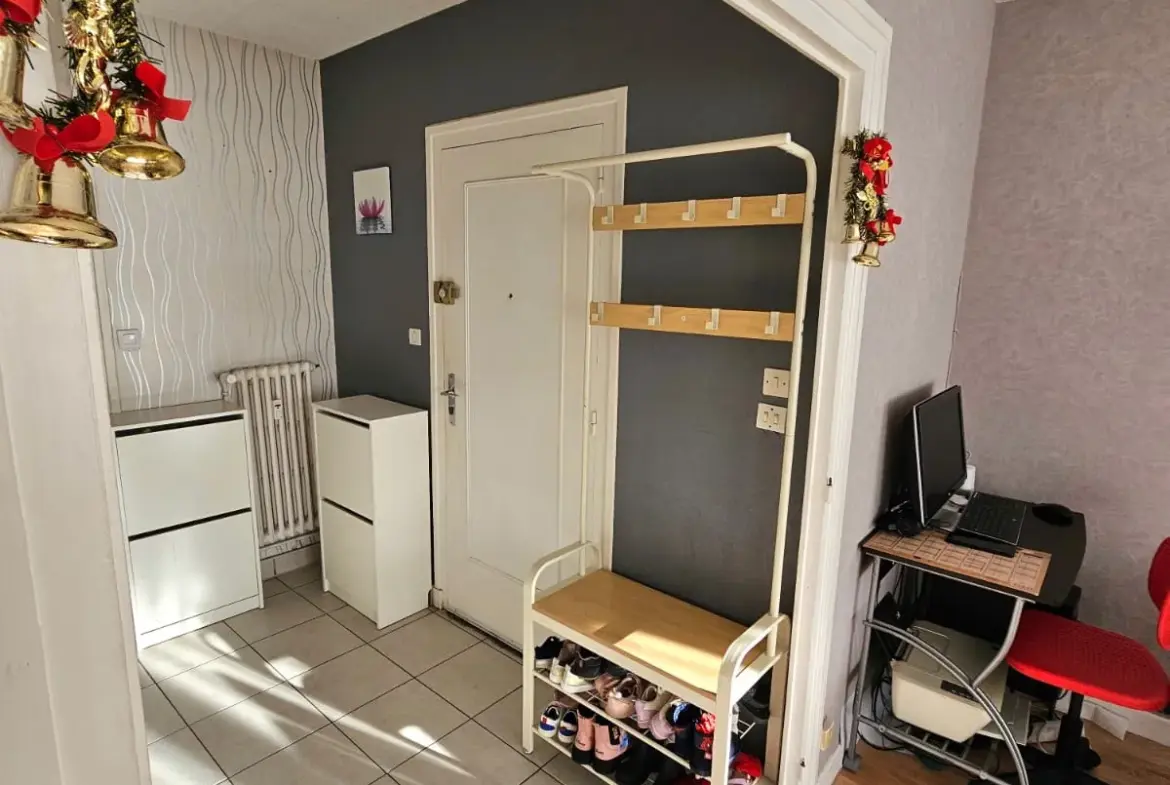 À vendre : Appartement F3 traversant à Saint-Étienne Monthieu 