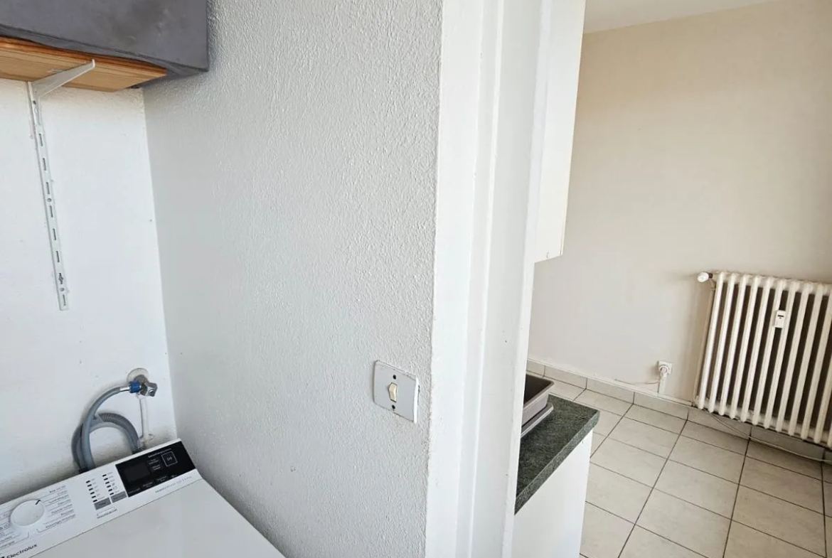 À vendre : Appartement F3 traversant à Saint-Étienne Monthieu 