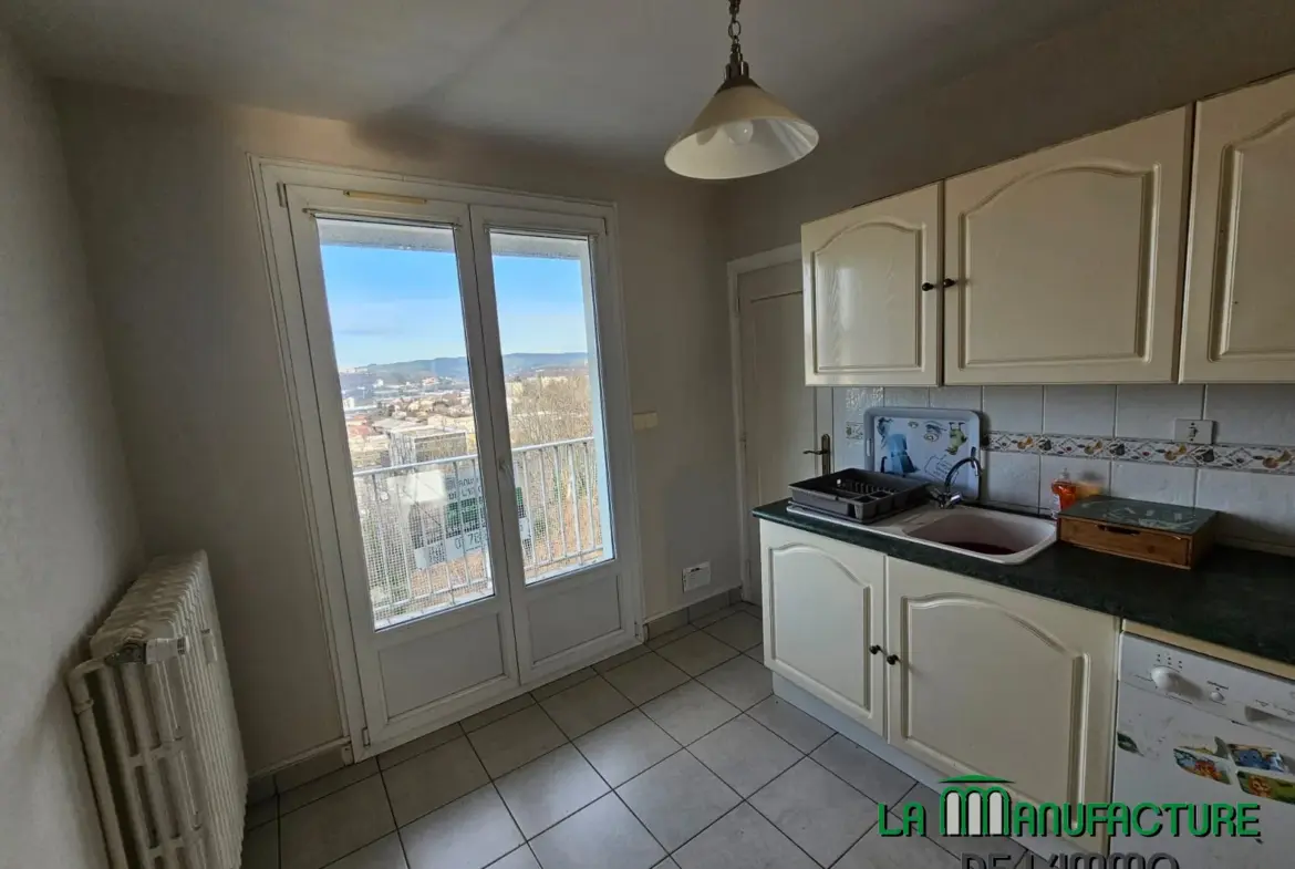 À vendre : Appartement F3 traversant à Saint-Étienne Monthieu 