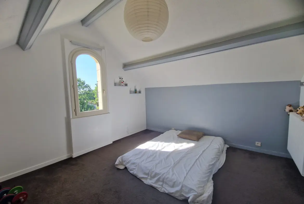 Maison Arcachonnaise de 120 m² à vendre à Bazas 