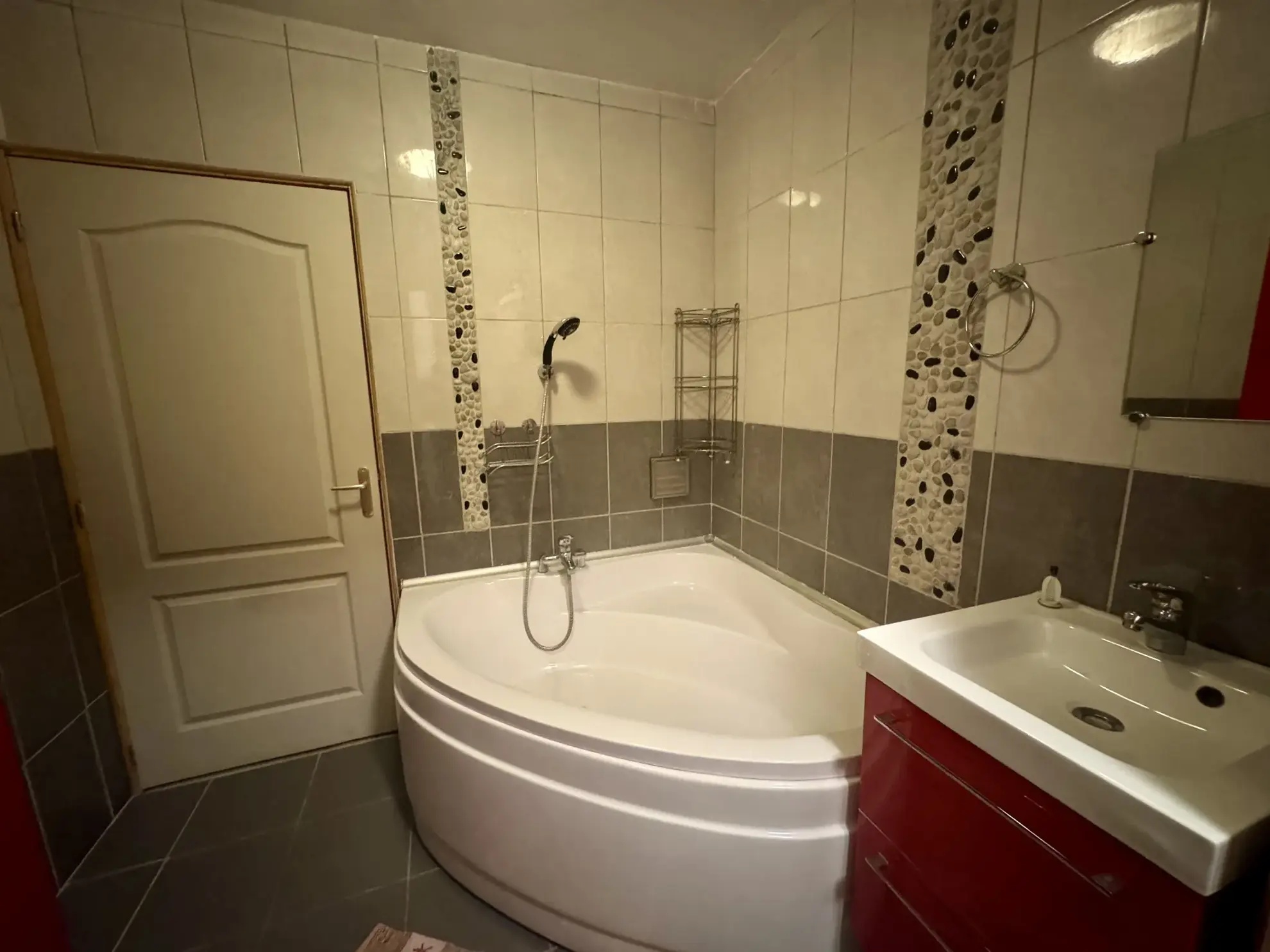 Maison rénovée de 3 chambres à Tourcoing - 66m2 