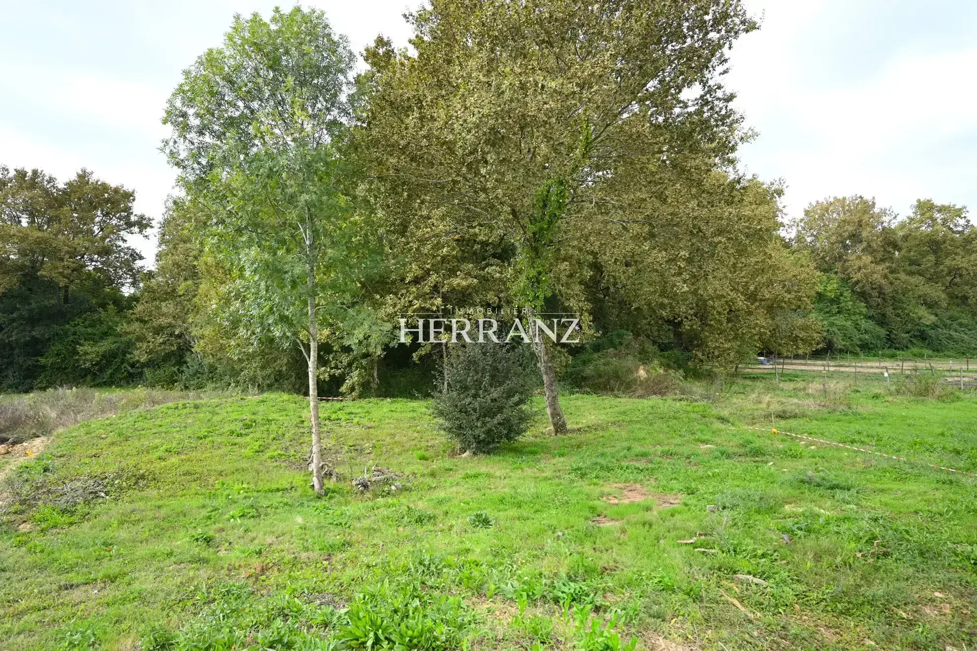 Maison moderne à vendre à Targon - Confort et Nature 
