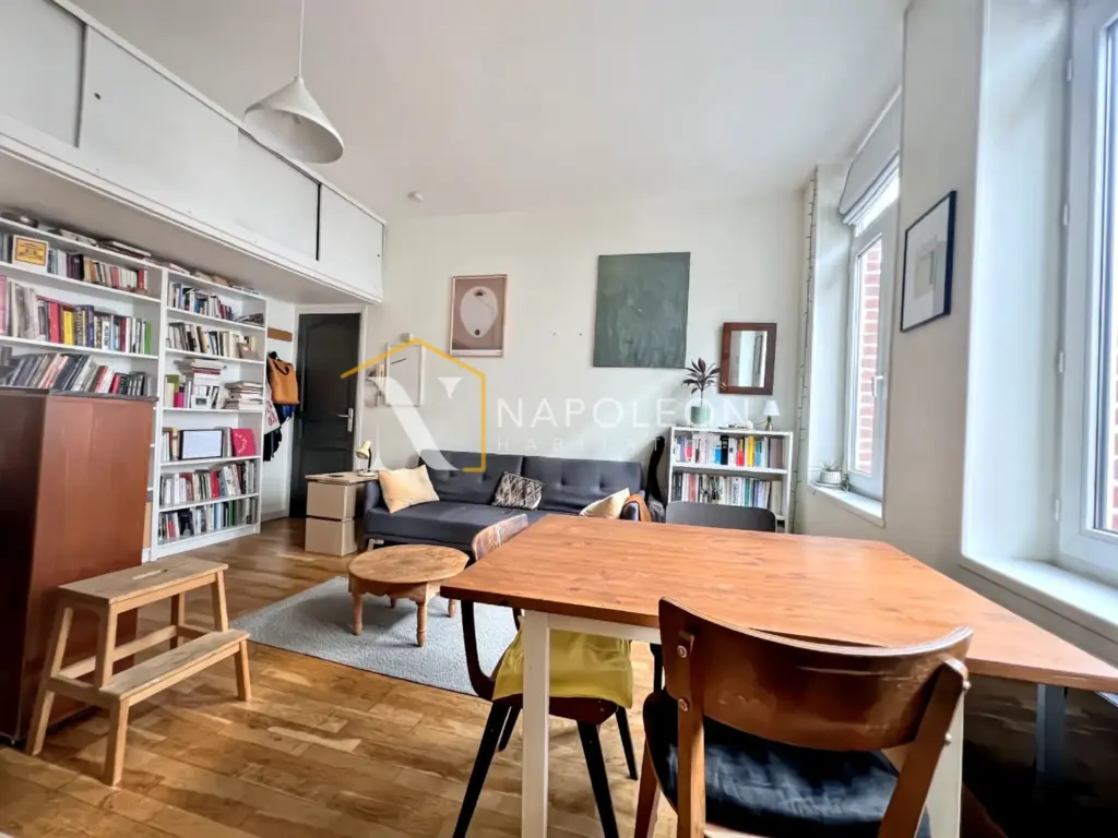 Charmant T2 à Sébastopol Gambetta, Lille - Prêt à vous accueillir !