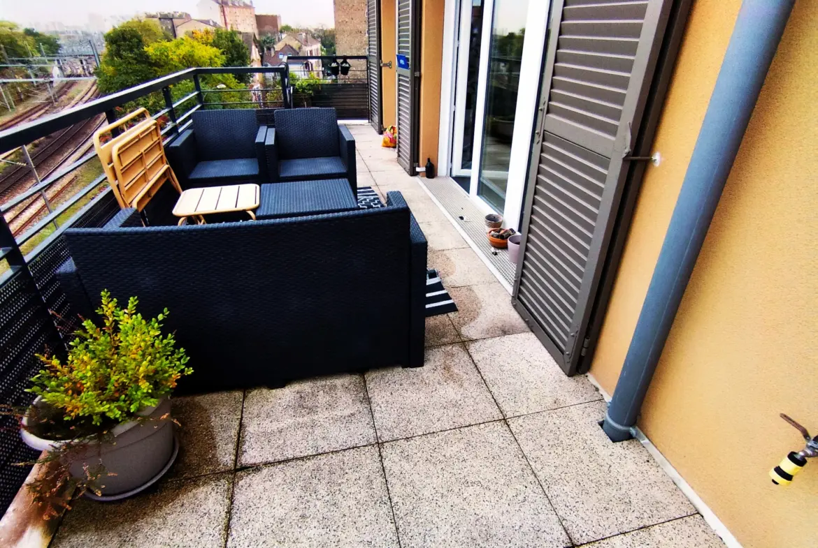 Appartement avec Terrasse à Vendre à Argenteuil 