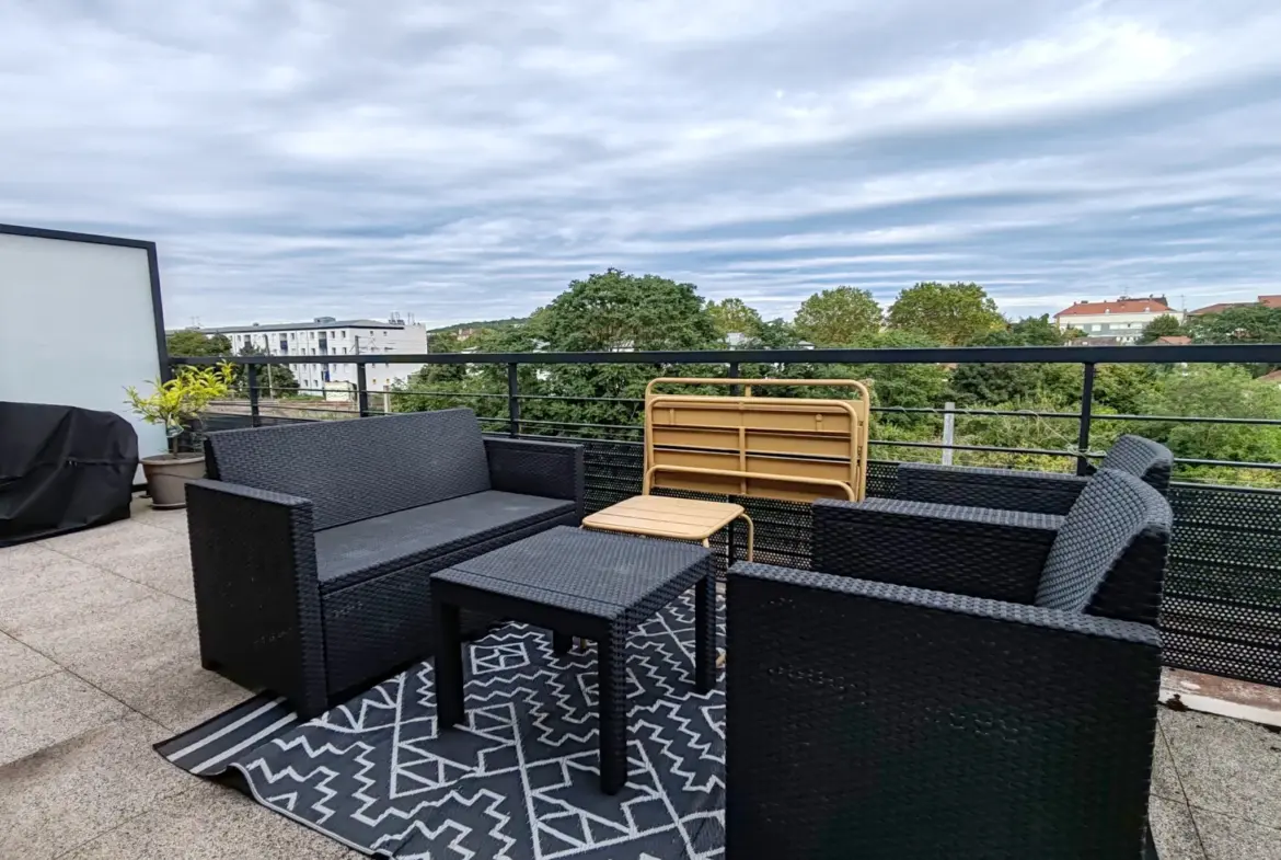 Appartement avec Terrasse à Vendre à Argenteuil 