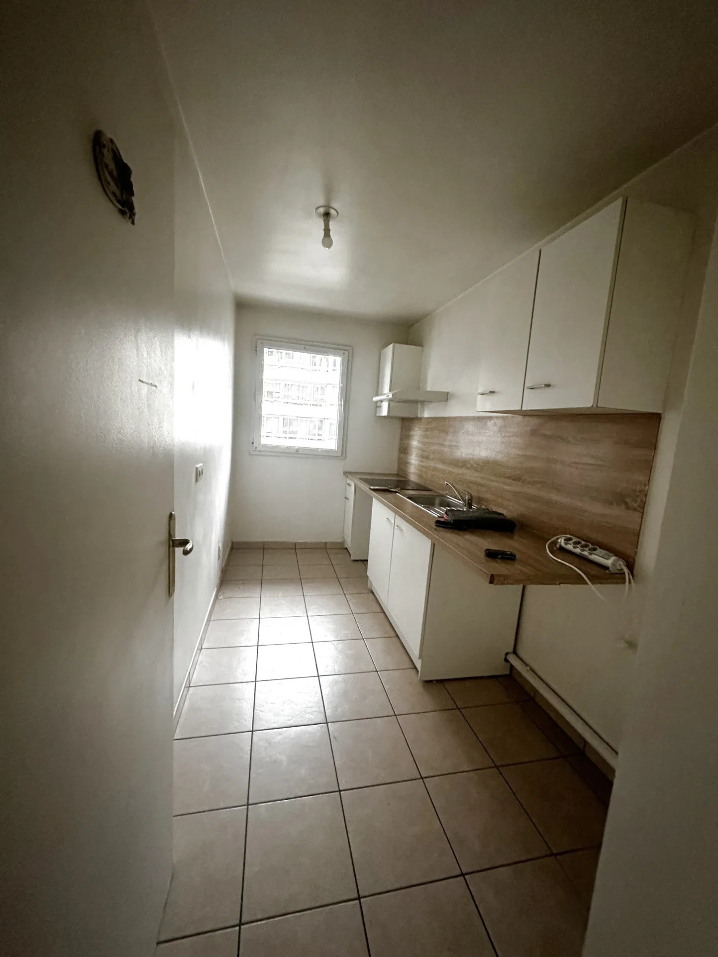 À vendre : Appartement 3 pièces à Aubervilliers avec parking 