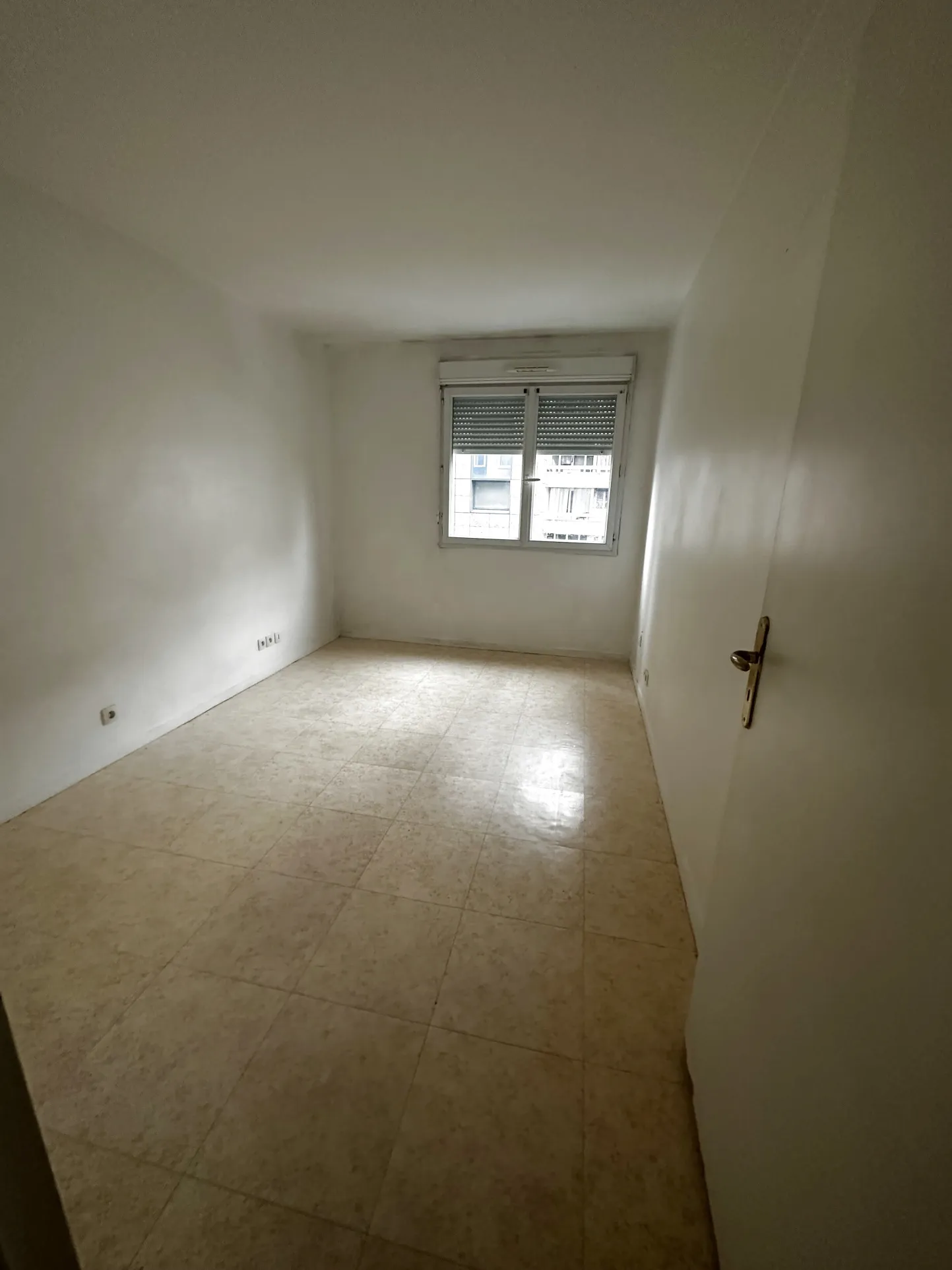 À vendre : Appartement 3 pièces à Aubervilliers avec parking 