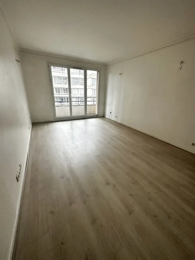 À vendre : Appartement 3 pièces à Aubervilliers avec parking