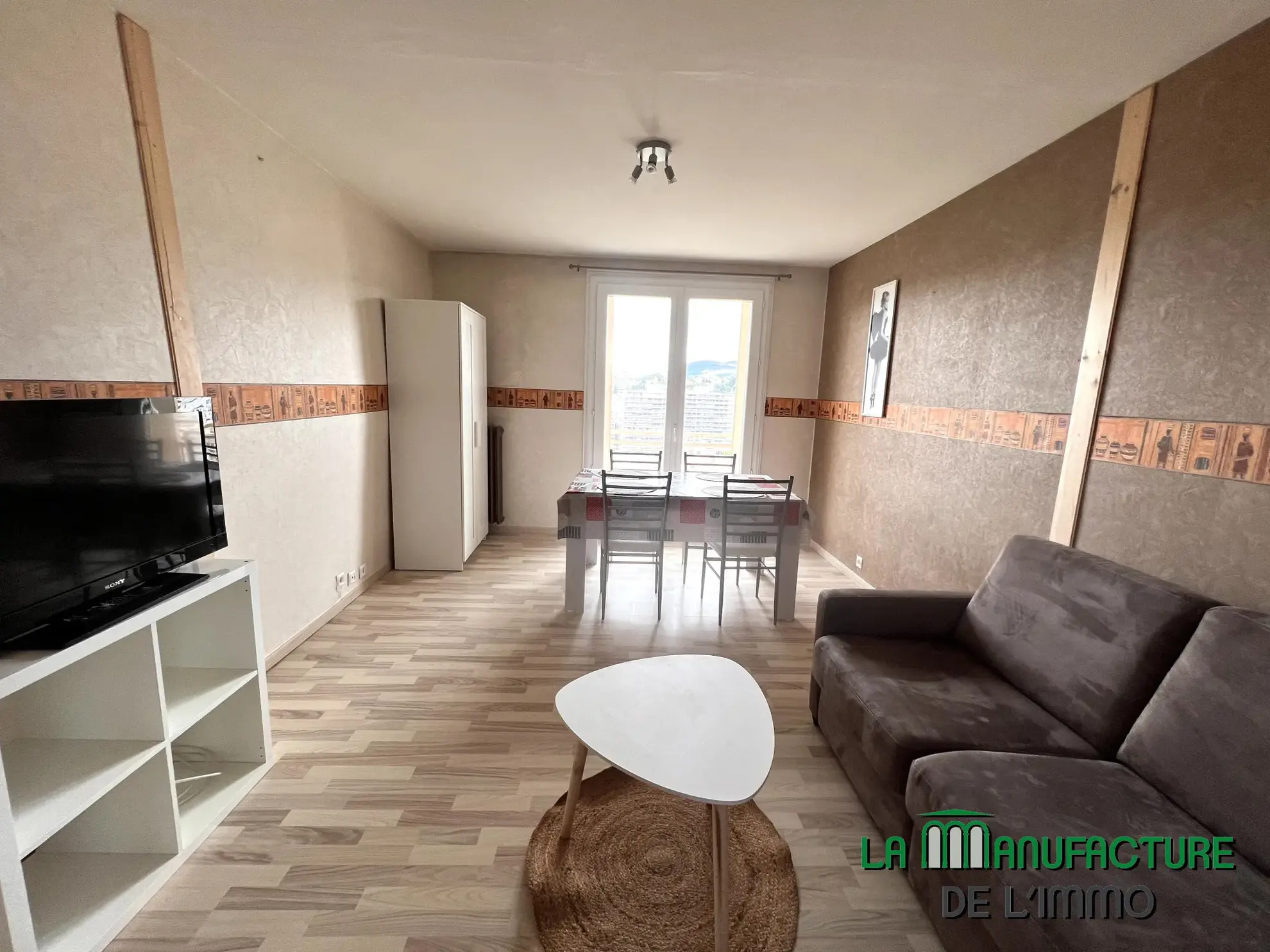 À vendre : Appartement F3 lumineux à Saint-Étienne avec balcon 