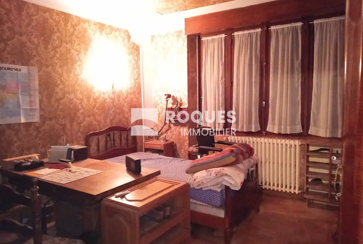 Maison à vendre à Millau - Proche du centre-ville avec potentiel 