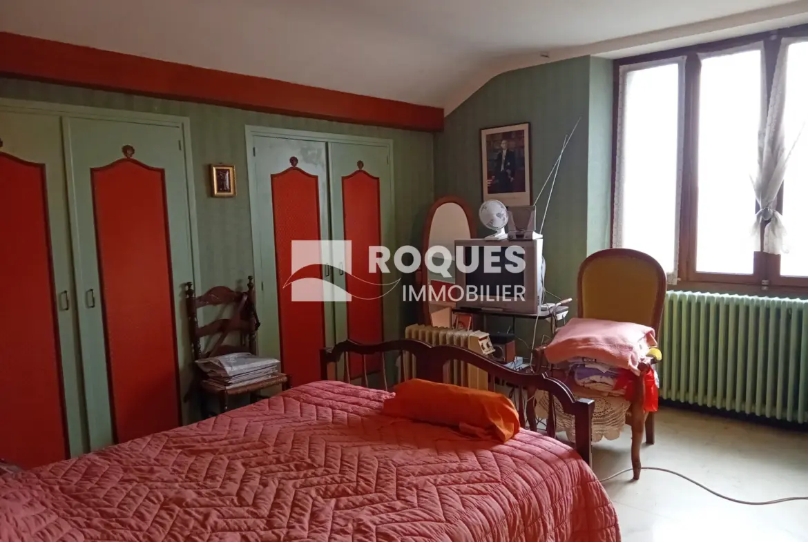 Maison à vendre à Millau - Proche du centre-ville avec potentiel 