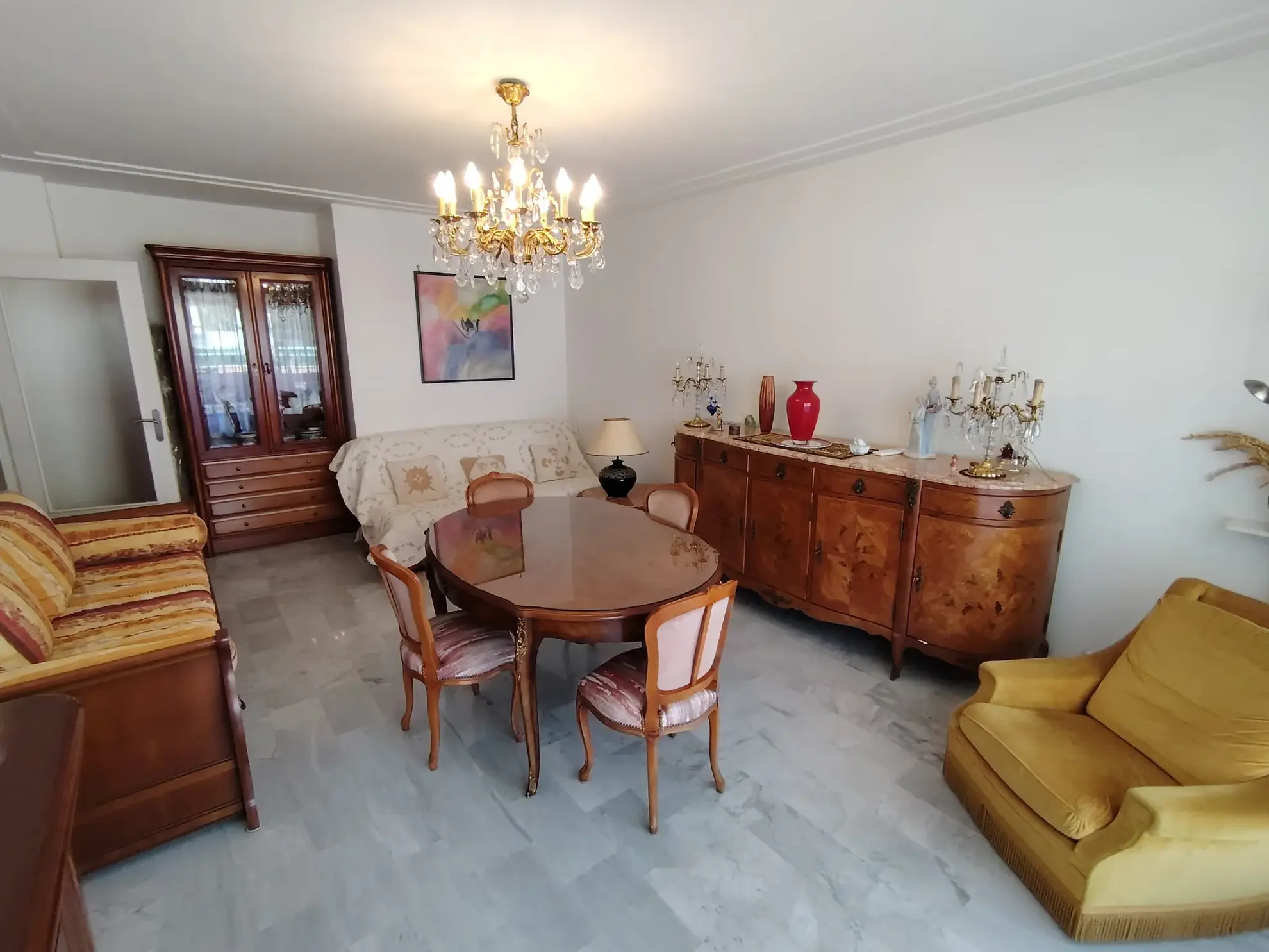 Appartement 2 pièces de 57 m² à Menton près de la Gare 