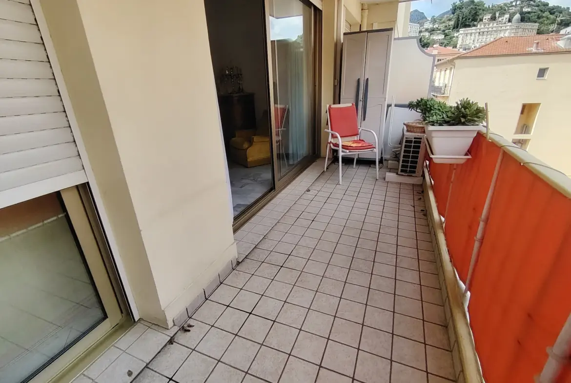 Appartement 2 pièces de 57 m² à Menton près de la Gare 