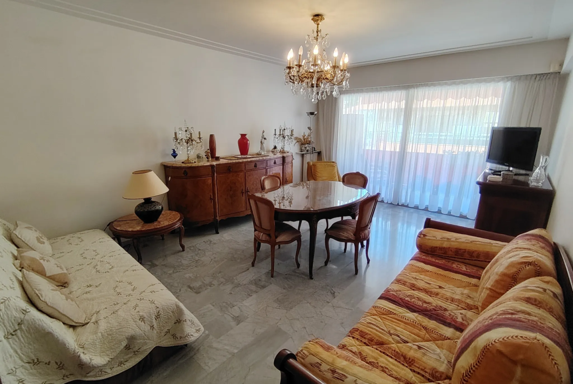 Appartement 2 pièces de 57 m² à Menton près de la Gare 
