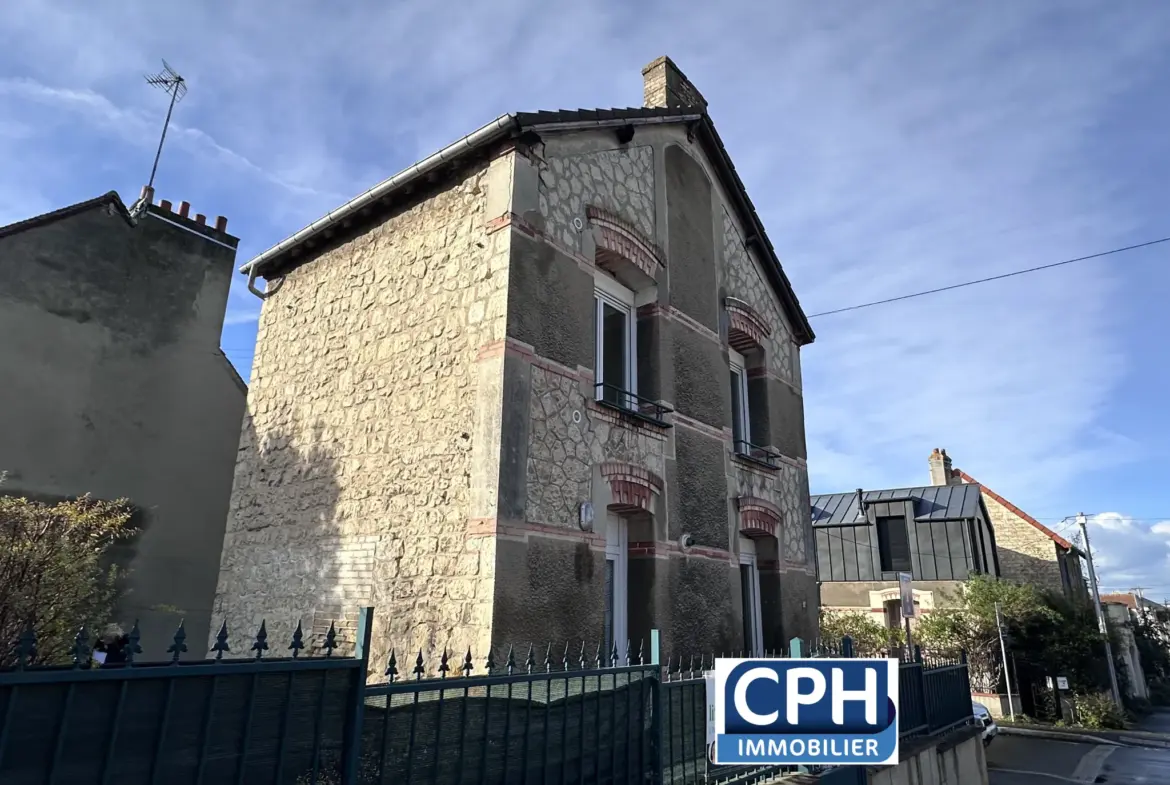 Charmante maison des années 30 à vendre à Caen 