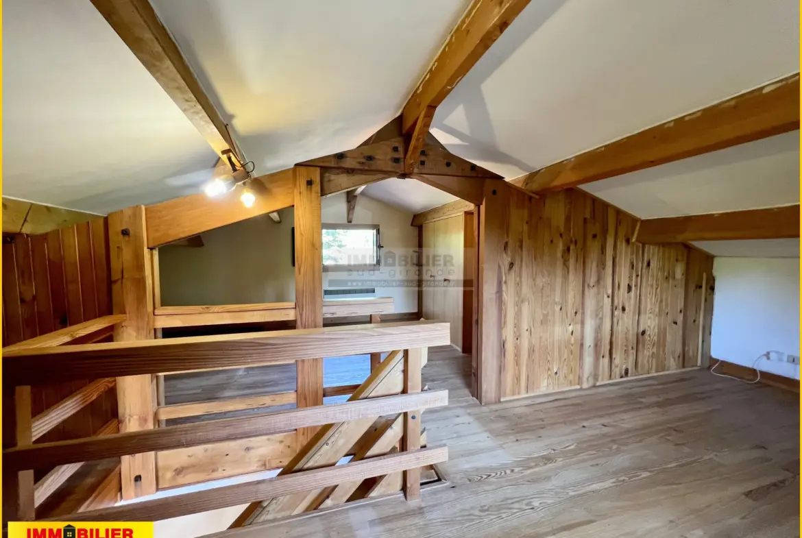 Maison en bois type chalet avec garage à Saint-Michel de Rieufret 