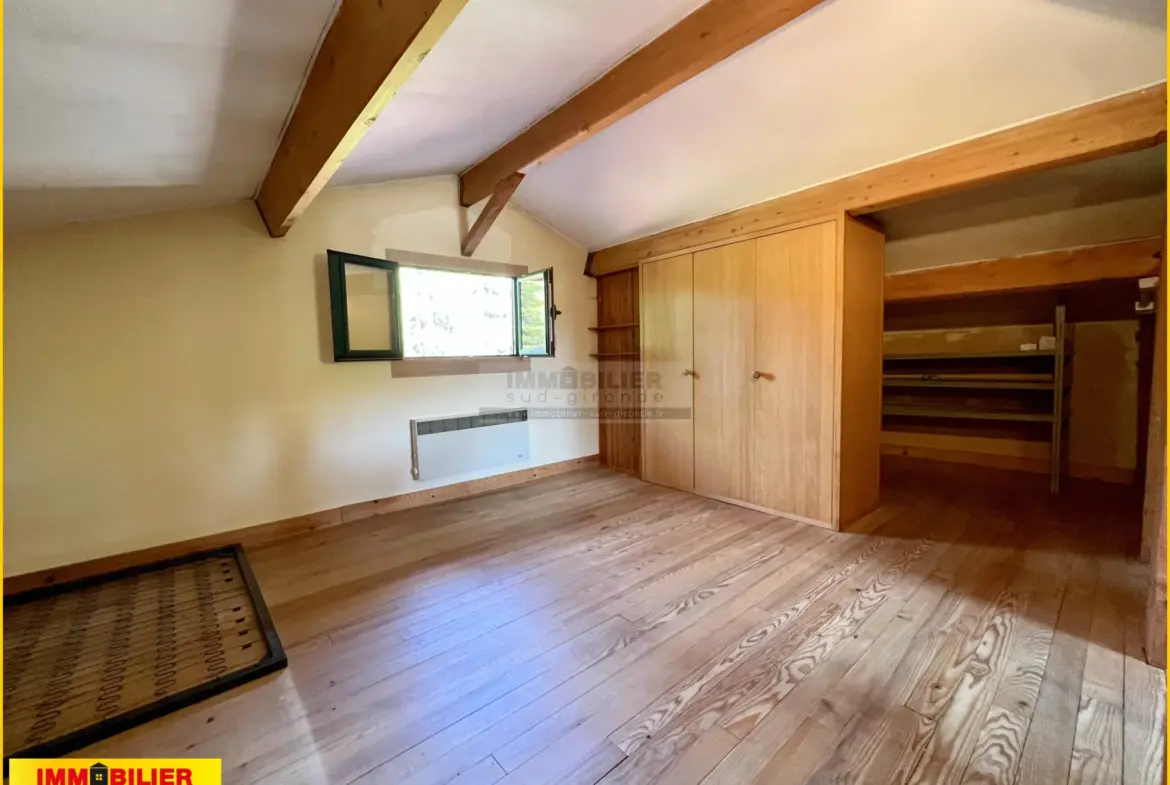Maison en bois type chalet avec garage à Saint-Michel de Rieufret 
