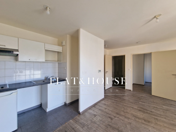 À vendre : Appartement T2 de 39 m² à Nantes avec balcon et parking couvert 