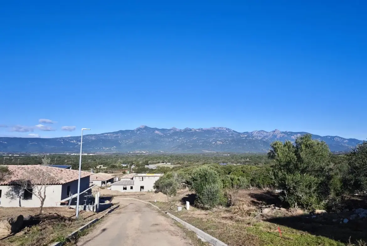 Dernières parcelles à bâtir à Figari - Vue imprenable 