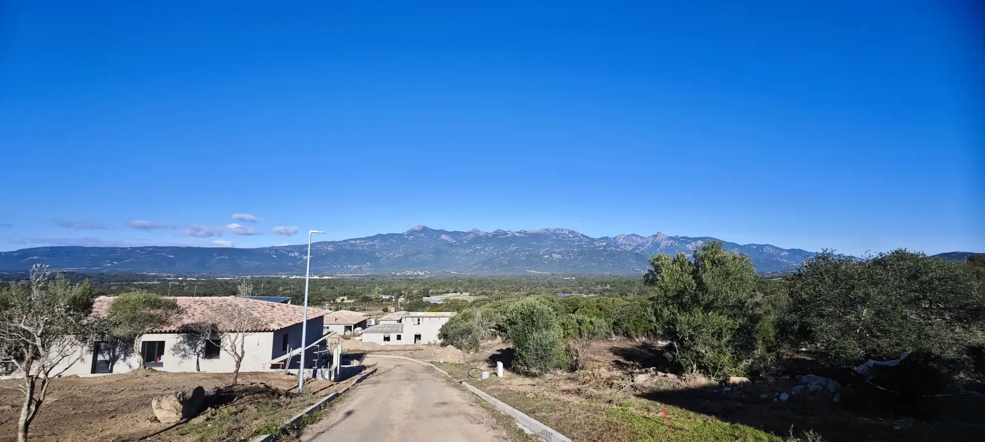 Dernières parcelles à bâtir à Figari - Vue imprenable 
