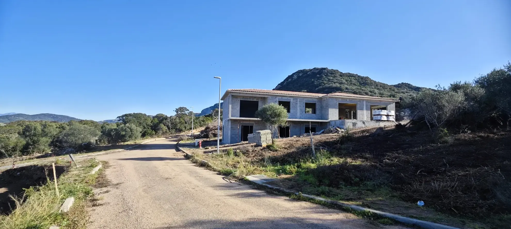 Dernières parcelles à bâtir à Figari - Vue imprenable 