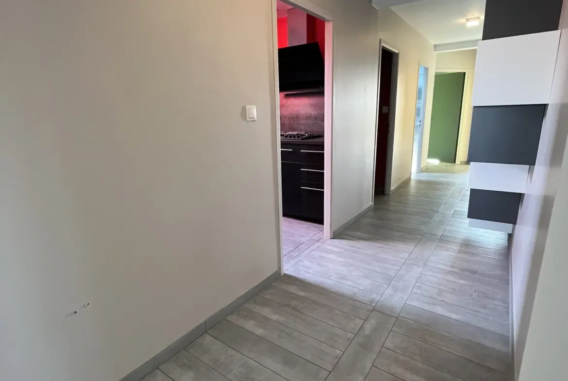 Magnifique maison de 234 m² à Magny-Vernois avec 5 chambres et double garage 