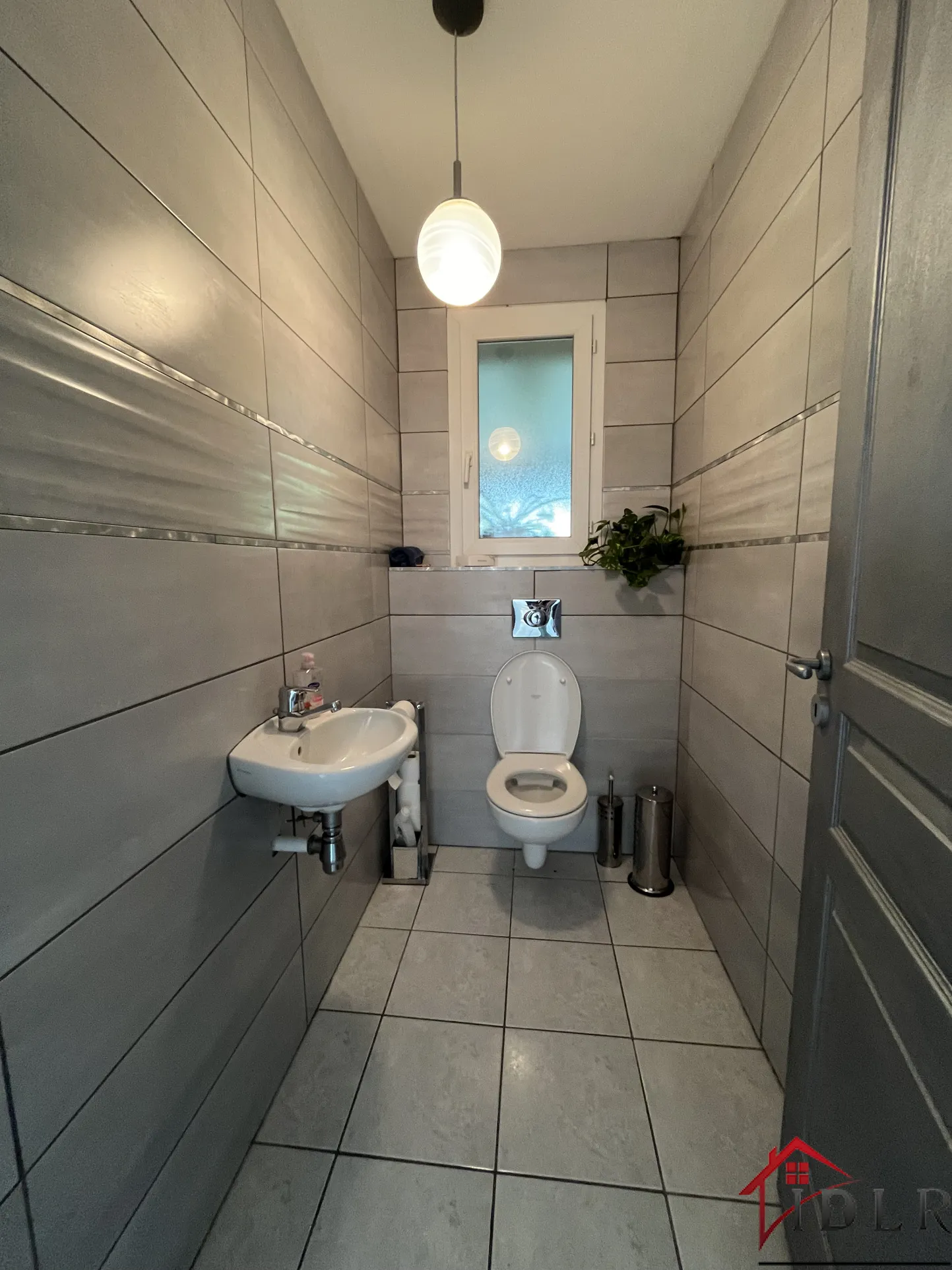 Magnifique maison de 234 m² à Magny-Vernois avec 5 chambres et double garage 