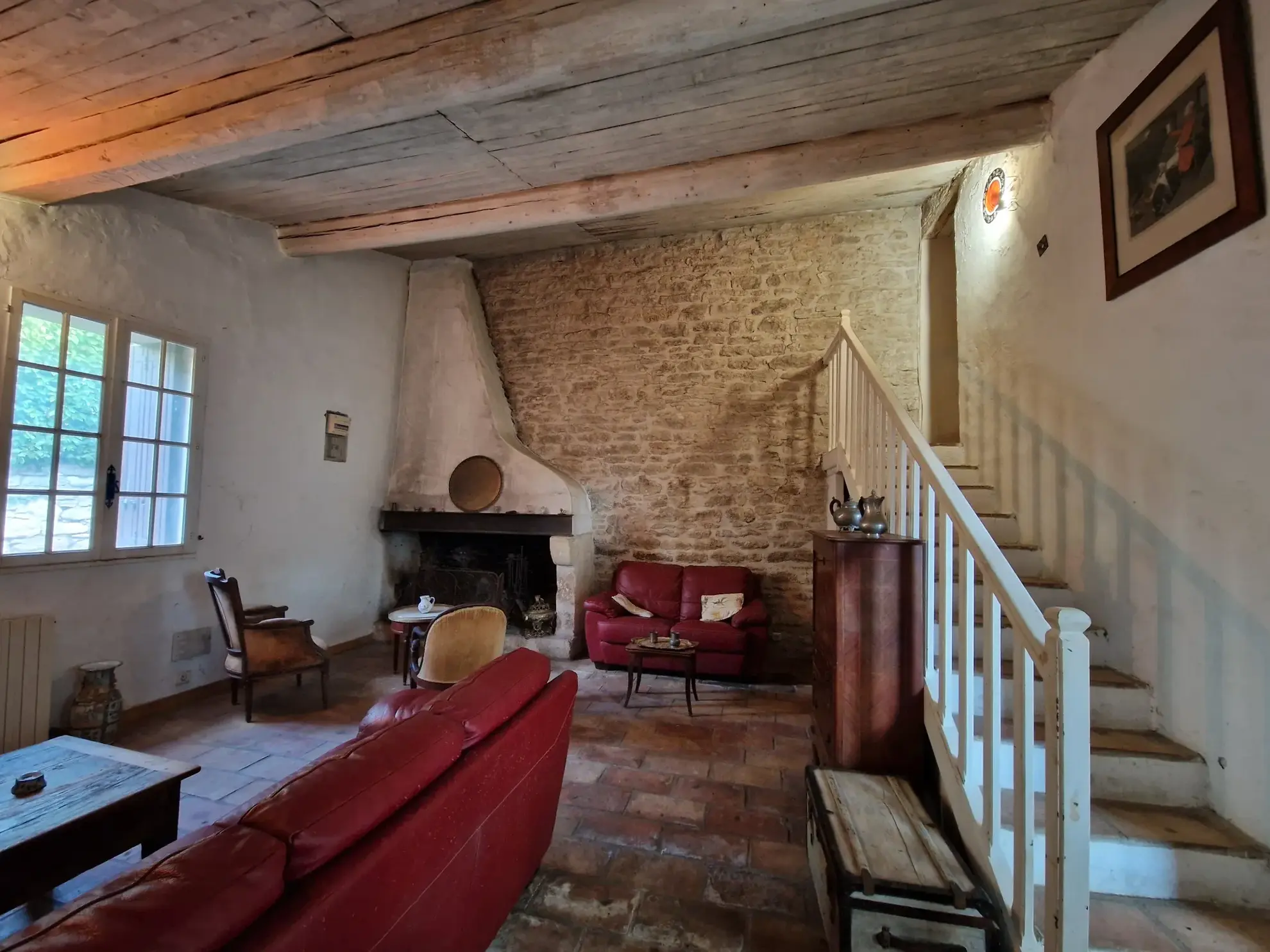 À vendre : Maison de village avec jardin à Aujargues 