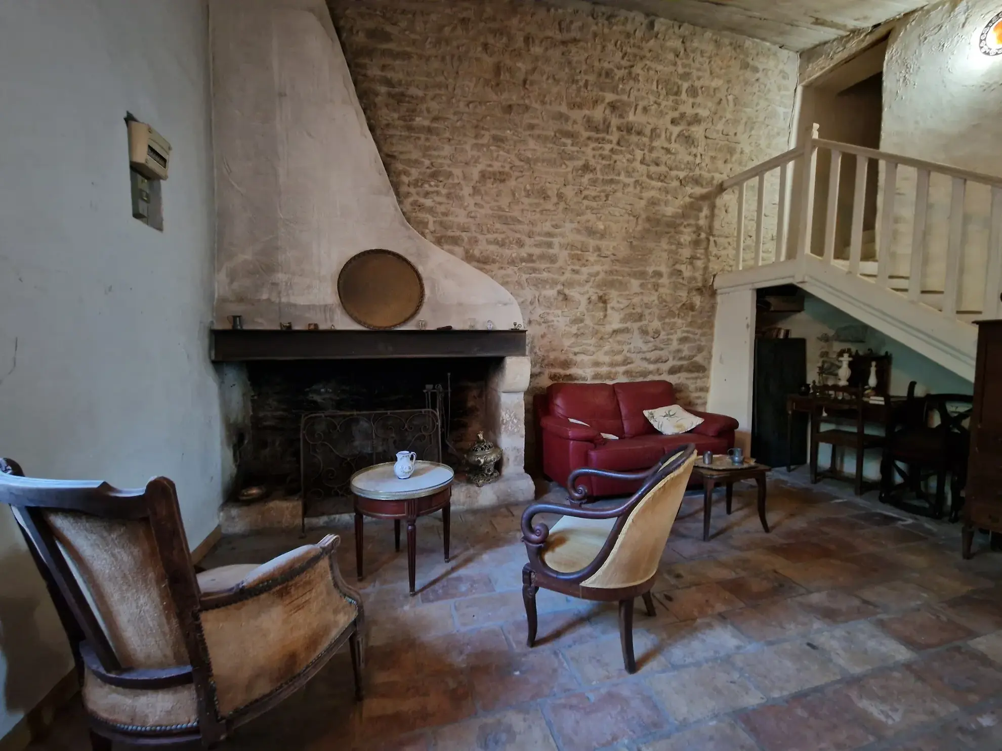 À vendre : Maison de village avec jardin à Aujargues 