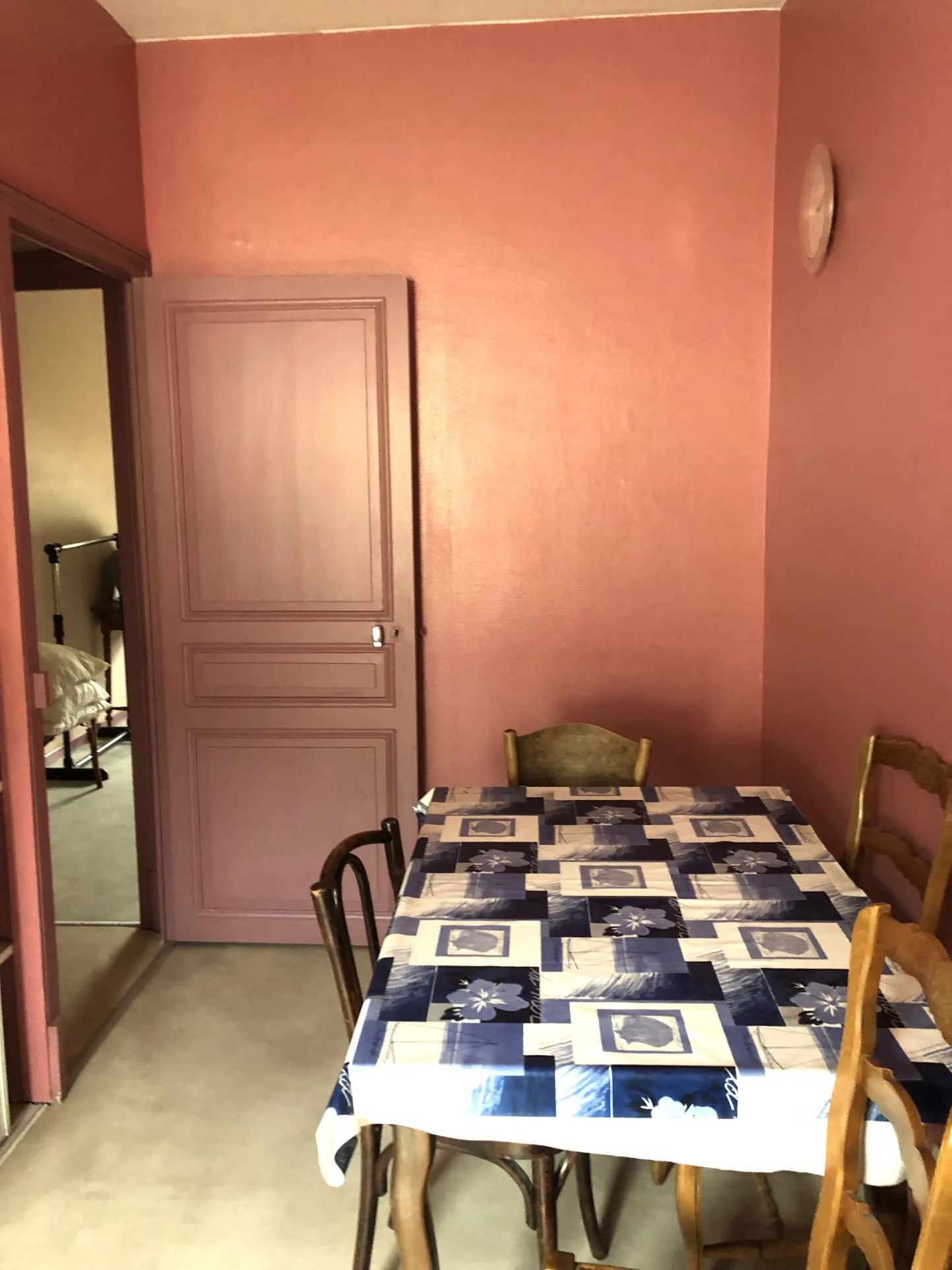Immeuble locatif avec local commercial à Cusset 