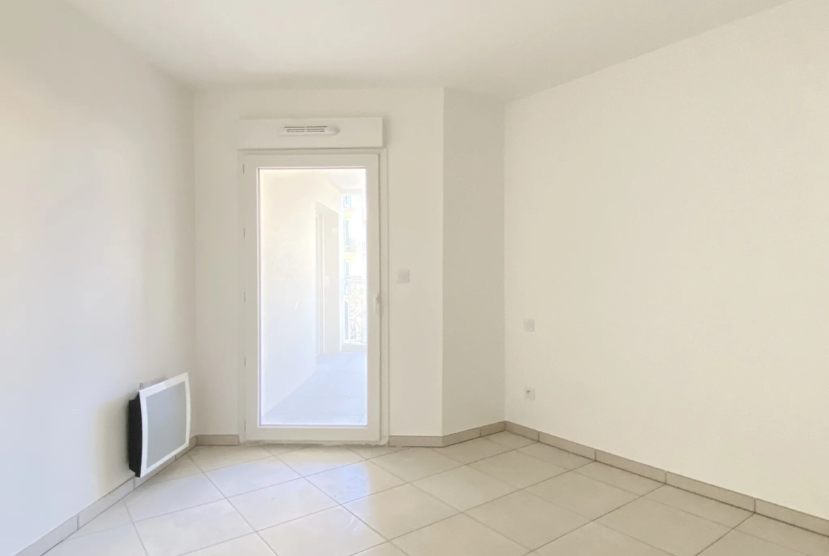 Appartement 4 pièces avec terrasse et parking à Perpignan 