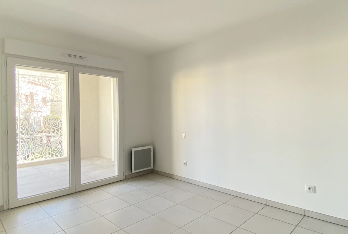 Appartement 4 pièces avec terrasse et parking à Perpignan 