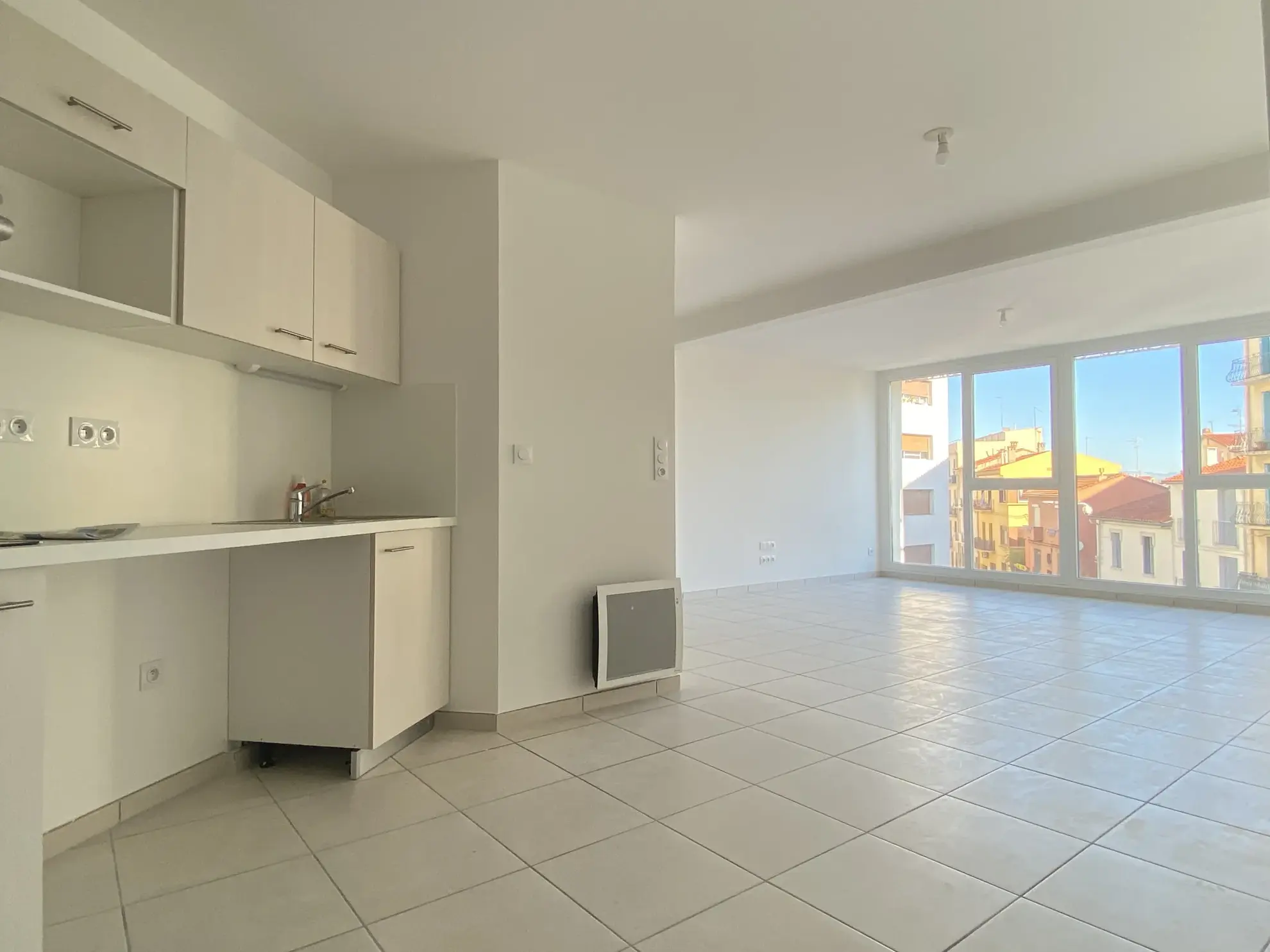 Appartement 4 pièces avec terrasse et parking à Perpignan 