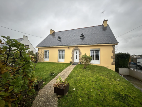 Maison de Bourg à Kerfourn – 134 m², 5 Chambres