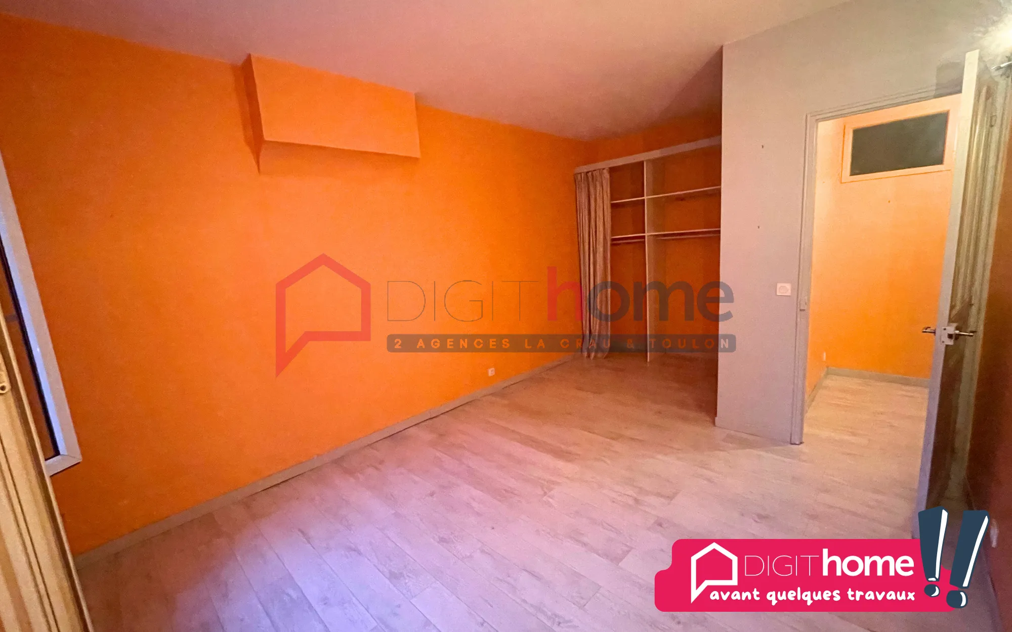 Appartement T2 à rénover à Toulon avec véranda - 80 000 € 