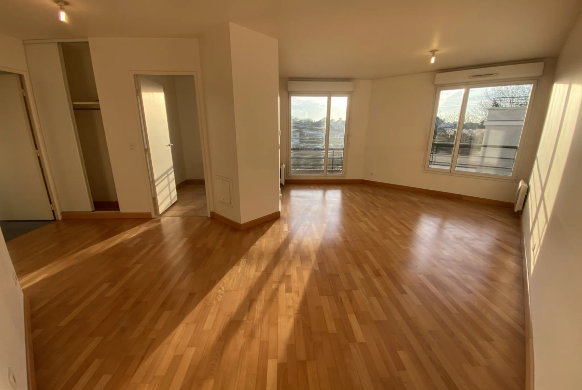 Appartement lumineux 3 pièces à vendre à Antony 