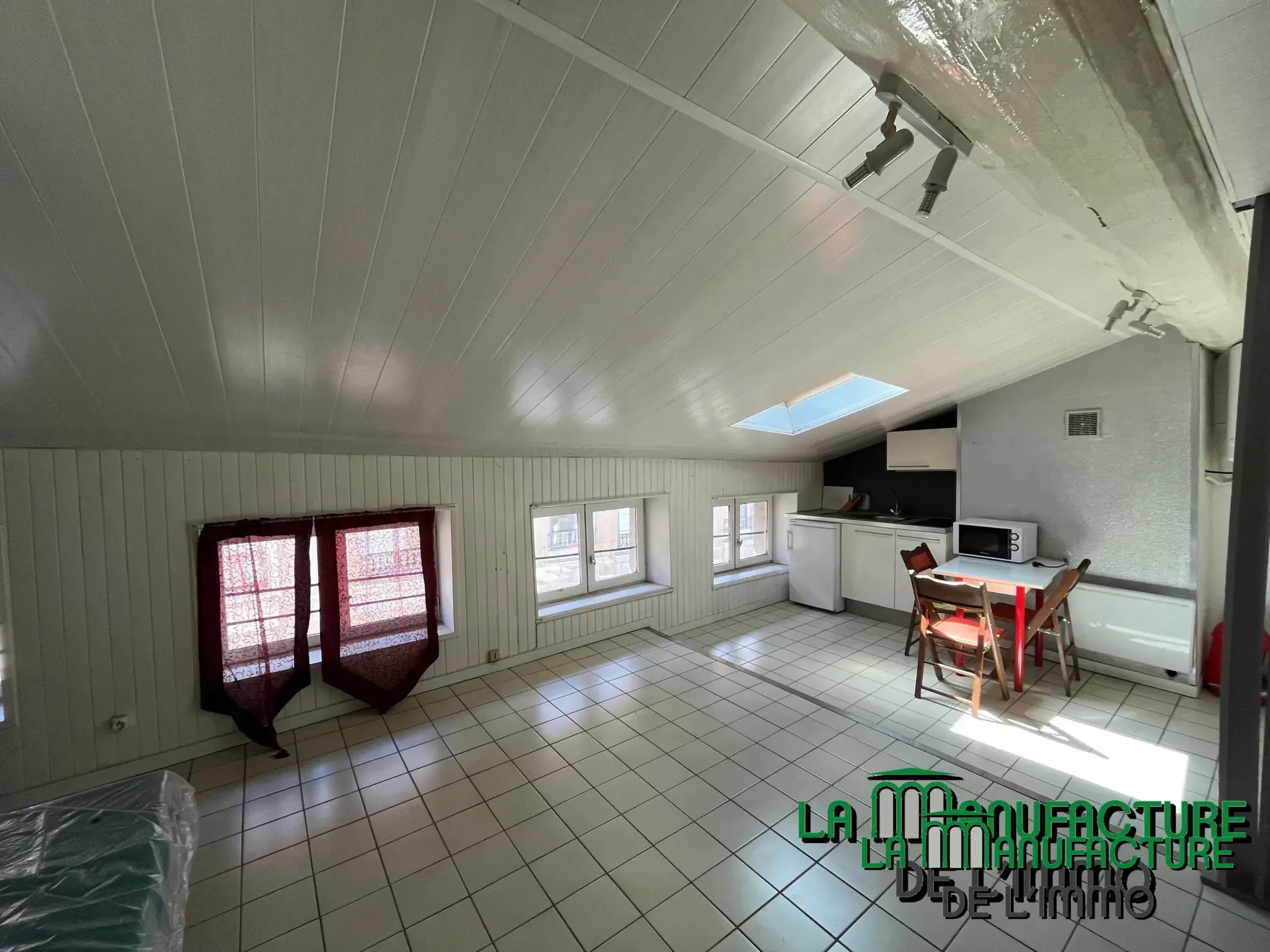 À vendre : Studio de 21,77 m² à Saint-Étienne - Idéal investisseur 