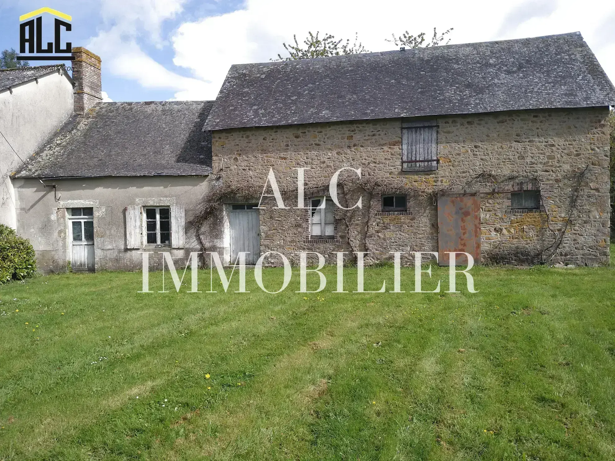 Maison à rénover de 61,37 m² à St Aubin du Désert 