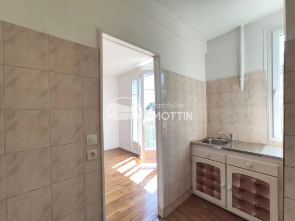 À vendre : Appartement F3 à Vitry-sur-Seine, proche RER C 