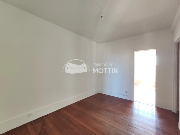 À vendre : Appartement F3 à Vitry-sur-Seine, proche RER C 