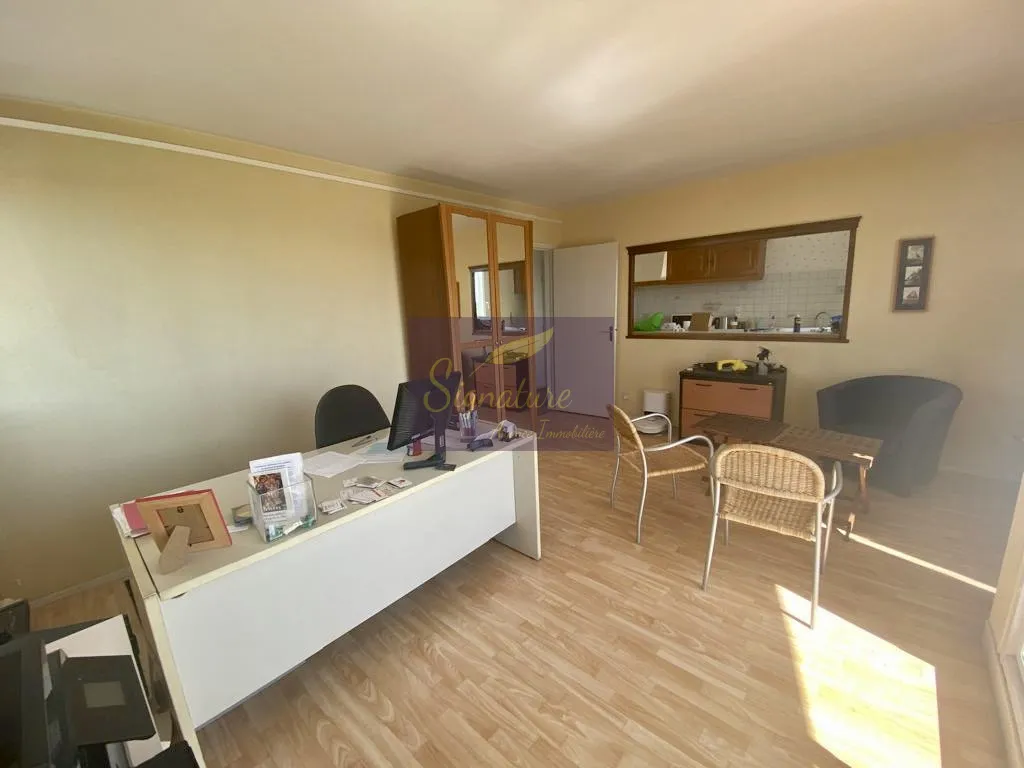 À vendre : Superbe appartement F3 au Mans dans la Tour Cristal 