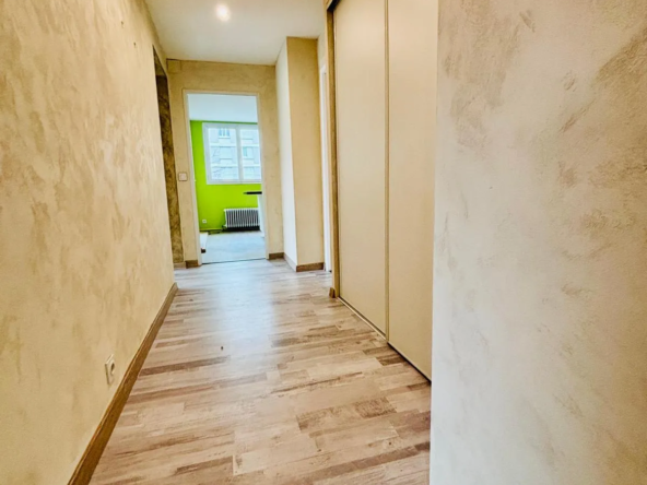 Vente Appartement T2 Rénové à Grenoble Vallier Ampère - 128 000 € 