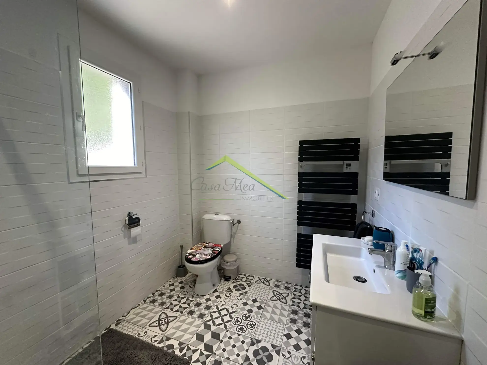 Appartement T2 avec terrasse et parking à Bastia 