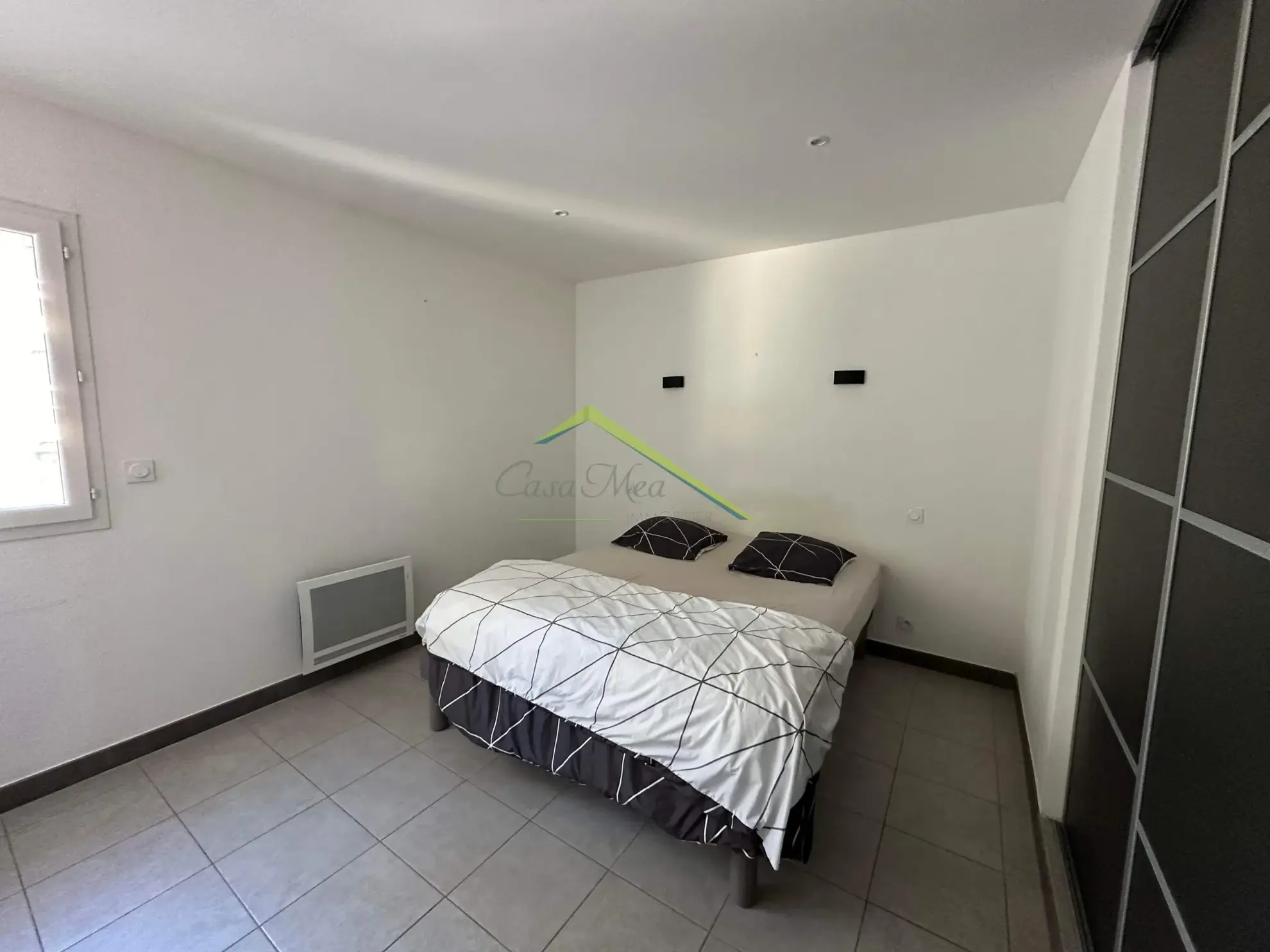 Appartement T2 avec terrasse et parking à Bastia 