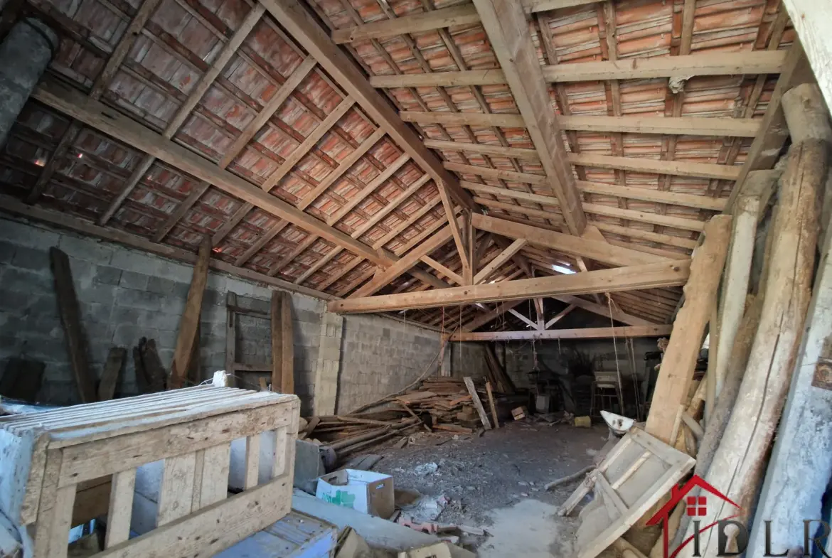 Maison authentique à vendre à Tollaincourt 