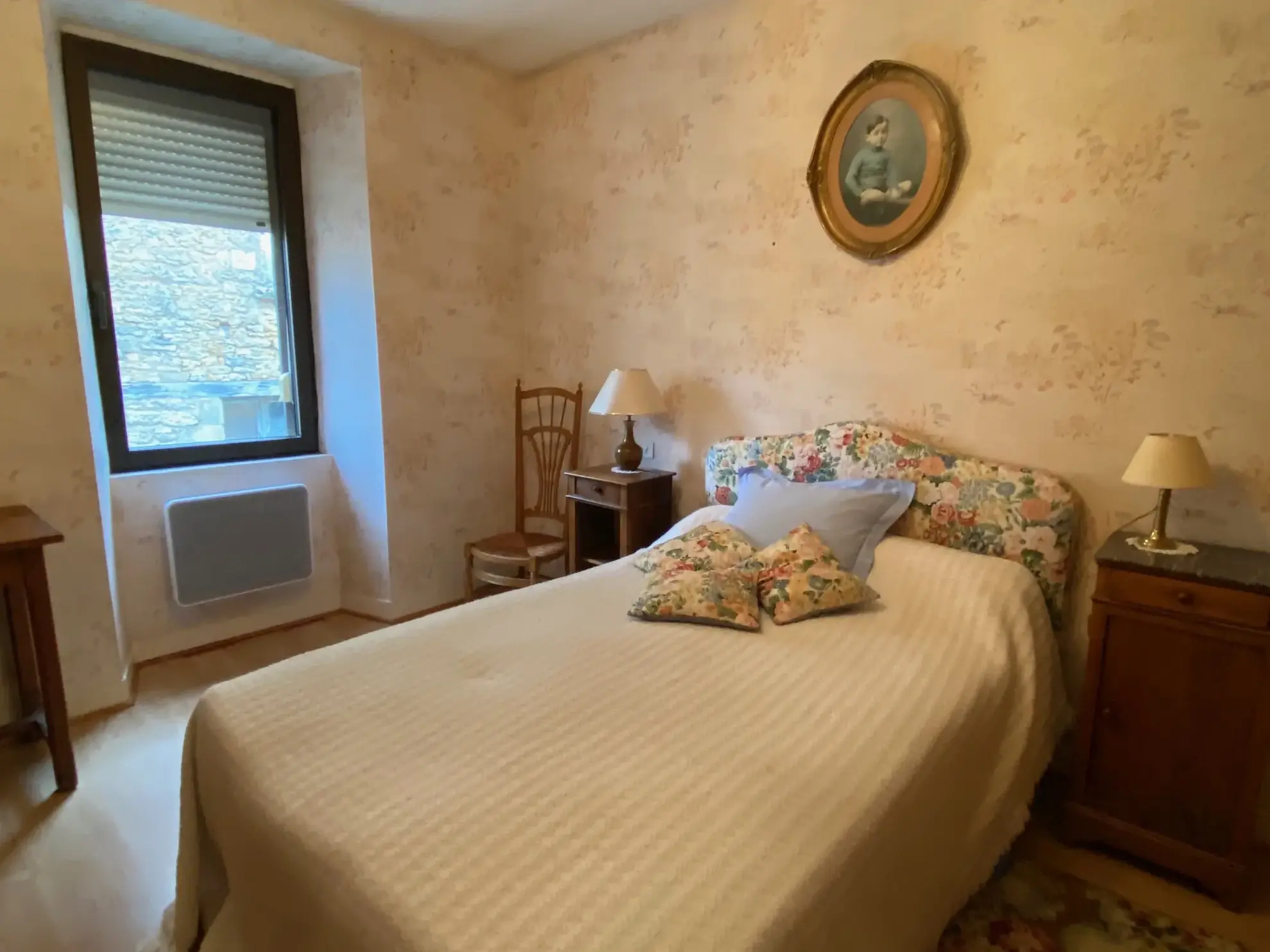 Belle maison à vendre à Lacapelle Biron, 4 chambres et jardin 