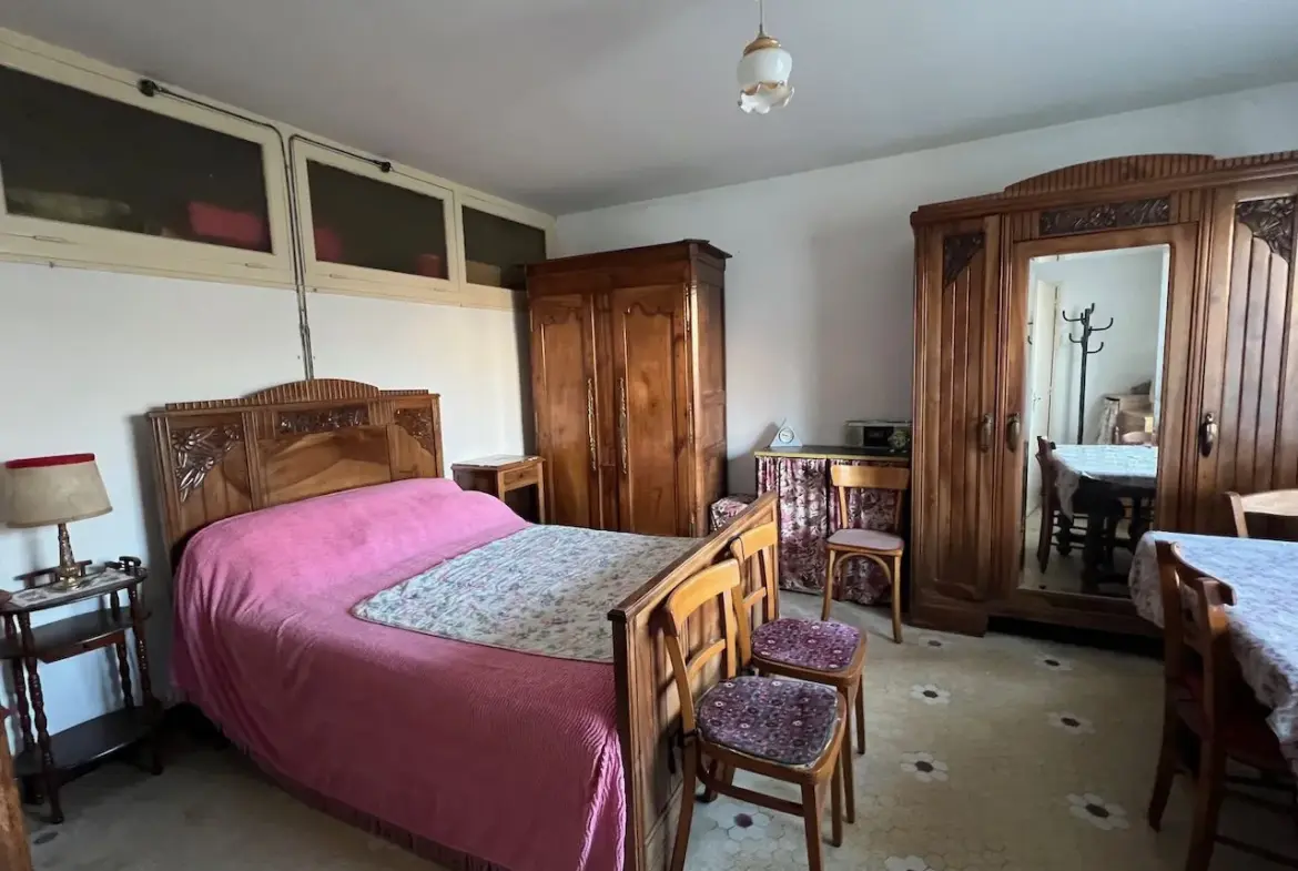 Agréable Maison avec Jardin à Sainte Gemme la Plaine 