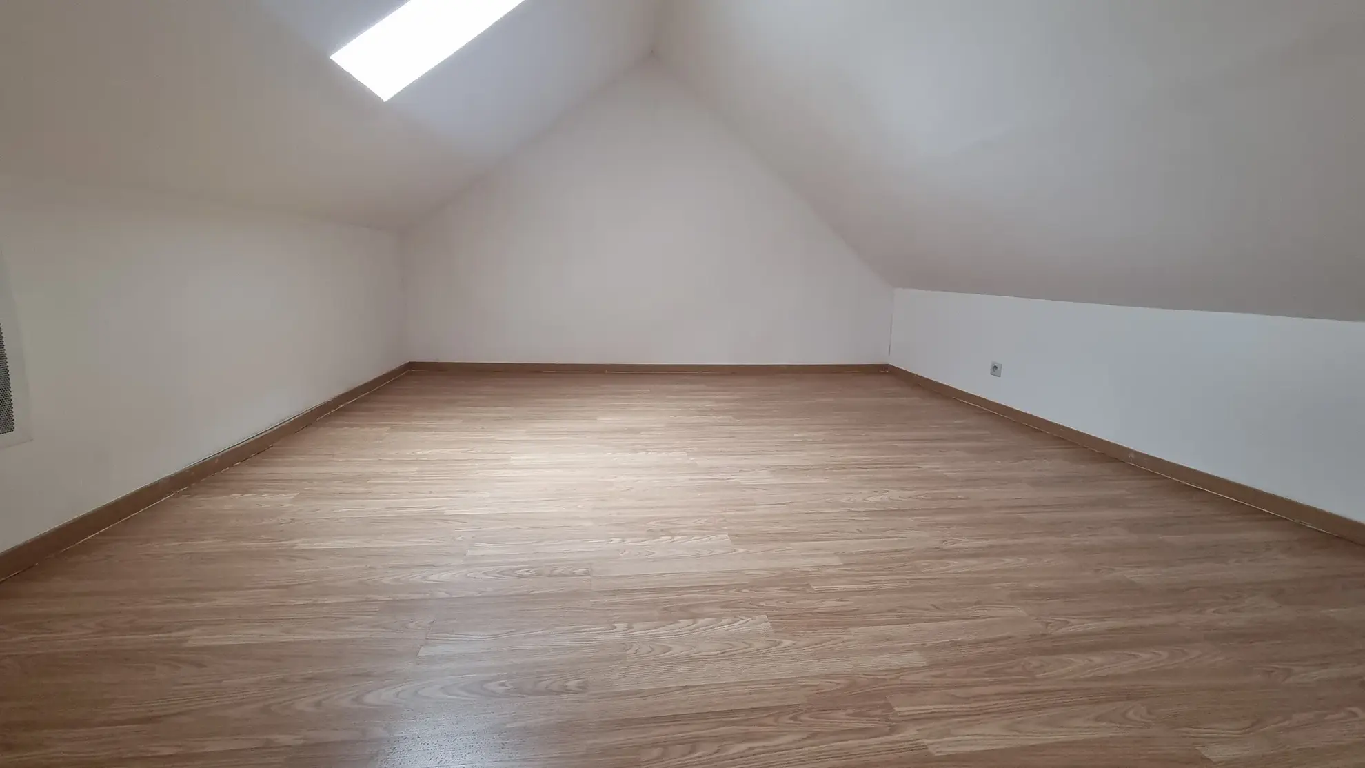 Duplex T4 à vendre à Cartigny, Roubaix - 101 000 € 